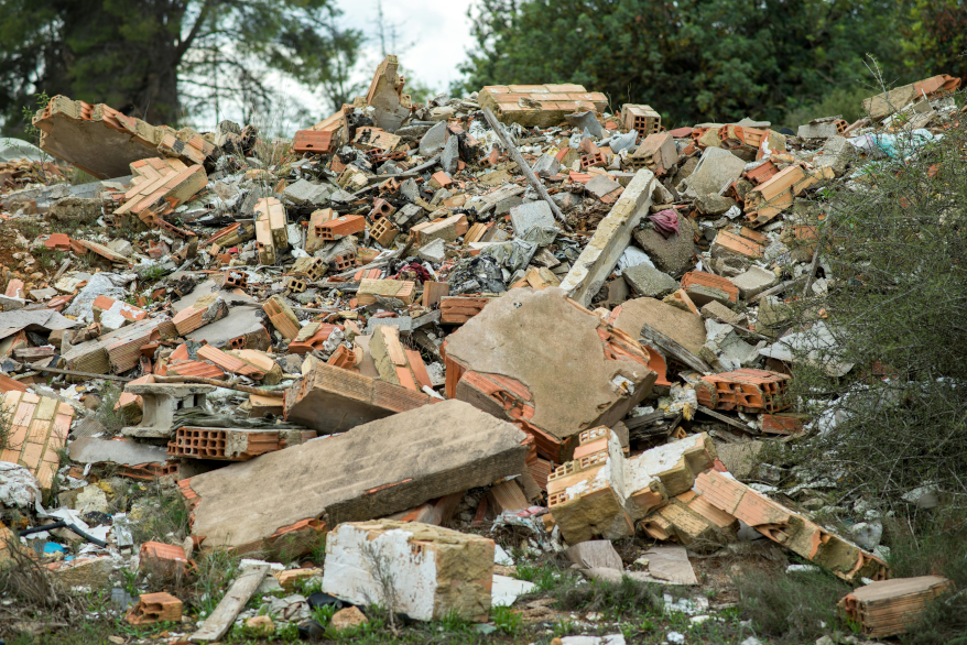 FV2 Architektur Zirkulaeres Bauen Abbruch von Bestand Materialverschwendung und Abfall als sichtbare Herausforderung