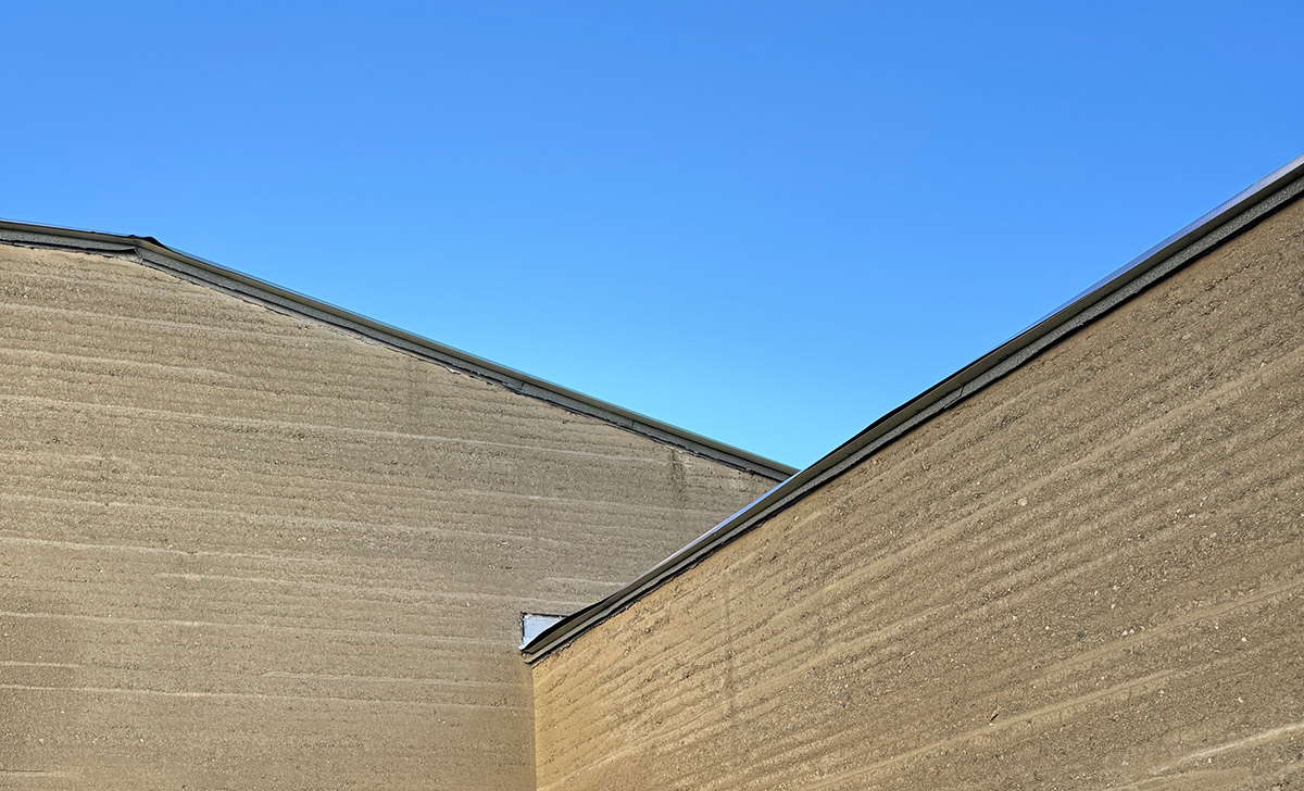 Stampflehmwand Bauen mit Lehm München